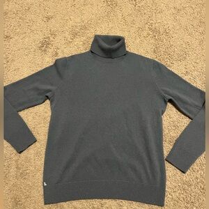 Slate Blue 100% Cashmere Lafayette 148 Turtleneck Sweater